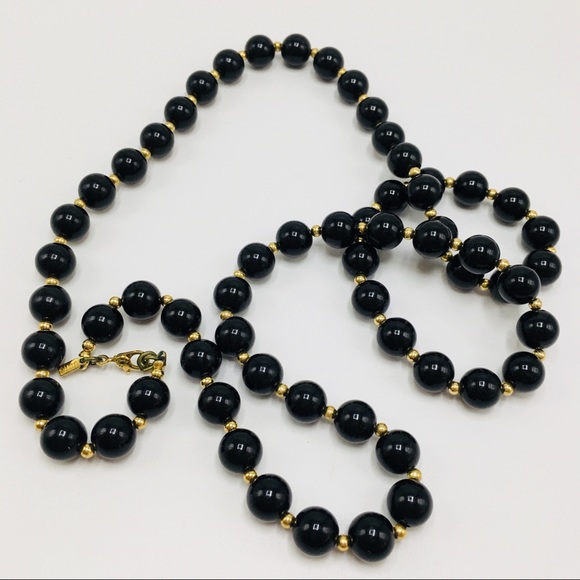 Monet Jewelry - Monet black pearl gold bead necklace
